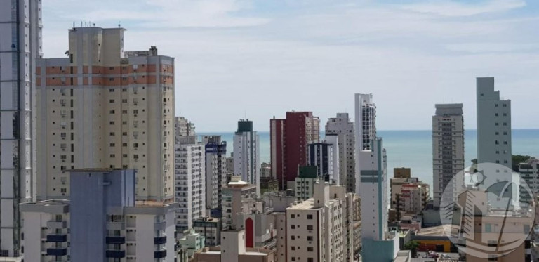 Imagem Apartamento com 4 Quartos à Venda, 144 m² em Centro - Balneário Camboriú Imagem Apartamento com 4 Quartos à Venda, 144 m² em Centro - Balneário Camboriú