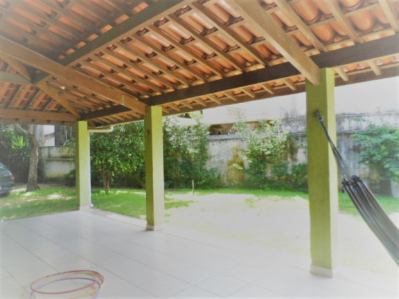 Imagem Casa com 5 Quartos à Venda, 220 m² Imagem Casa com 5 Quartos à Venda, 220 m²