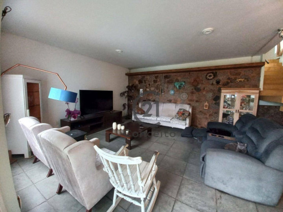 Imagem Casa com 4 Quartos à Venda, 266 m² em Trindade - Florianópolis