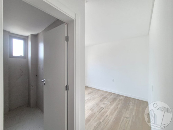 Imagem Apartamento com 4 Quartos à Venda, 138 m² em Centro - Balneário Camboriú Imagem Apartamento com 4 Quartos à Venda, 138 m² em Centro - Balneário Camboriú