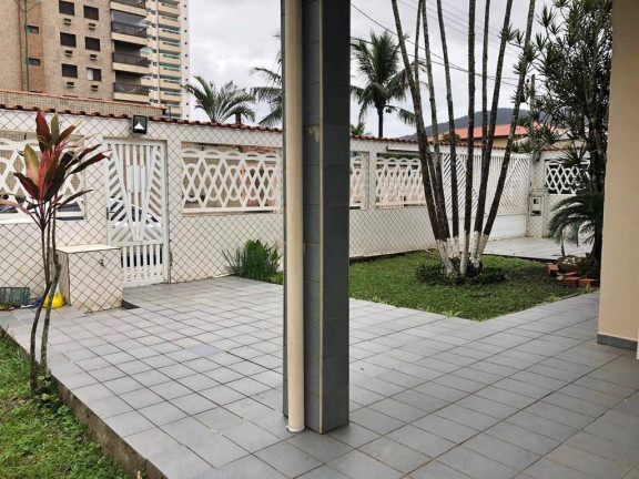 Imagem Casa com 3 Quartos à Venda, 180 m² em Flórida - Praia Grande Imagem Casa com 3 Quartos à Venda, 180 m² em Flórida - Praia Grande