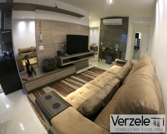 Imagem Apartamento com 2 Quartos à Venda, 77 m² em Centro - Balneário Camboriú