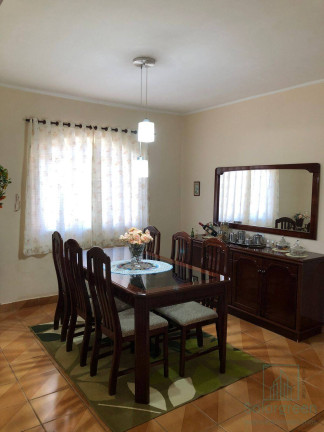 Imagem Casa com 3 Quartos à Venda, 182 m² em Terra Preta (terra Preta) - Mairiporã Imagem Casa com 3 Quartos à Venda, 182 m² em Terra Preta (terra Preta) - Mairiporã