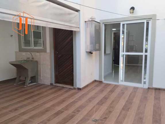 Imagem Sobrado com 3 Quartos à Venda, 170 m² em Boqueirão - Curitiba Imagem Sobrado com 3 Quartos à Venda, 170 m² em Boqueirão - Curitiba