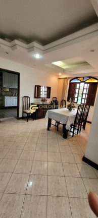 Imagem Casa com 5 Quartos à Venda, 120 m² em Stiep - Salvador Imagem Casa com 5 Quartos à Venda, 120 m² em Stiep - Salvador