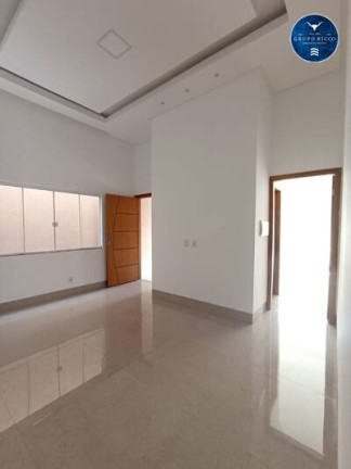 Imagem Casa com 3 Quartos à Venda, 105 m² em Jardim Mariliza - Goiânia Imagem Casa com 3 Quartos à Venda, 105 m² em Jardim Mariliza - Goiânia