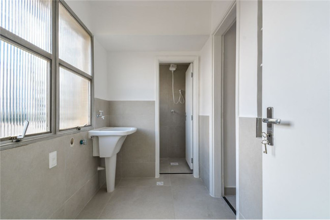 Imagem Imóvel com 2 Quartos à Venda,  em Vila Olímpia - São Paulo