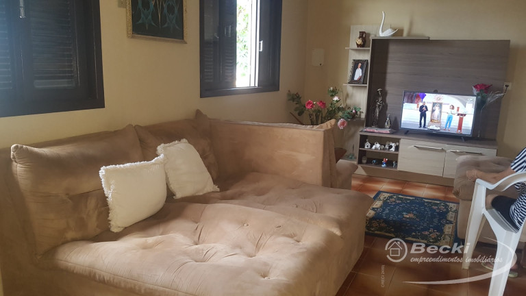 Imagem Casa com 3 Quartos à Venda, 139 m² em Petrópolis - Joinville Imagem Casa com 3 Quartos à Venda, 139 m² em Petrópolis - Joinville