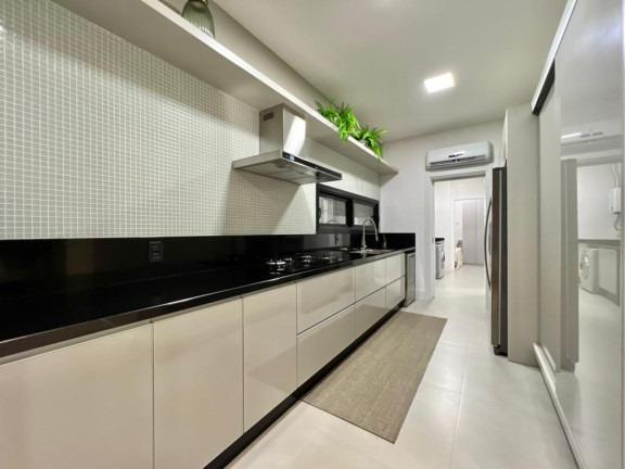 Imagem Casa com 6 Quartos à Venda, 440 m² em -- - Xangri-la Imagem Casa com 6 Quartos à Venda, 440 m² em -- - Xangri-la