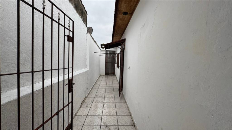 Imagem Casa com 2 Quartos à Venda, 10 m² em Maracanã - Praia Grande Imagem Casa com 2 Quartos à Venda, 10 m² em Maracanã - Praia Grande