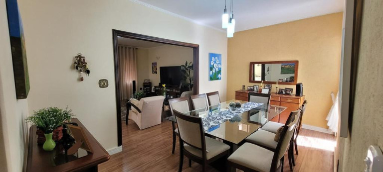 Imagem Casa com 3 Quartos à Venda, 179 m² em Parque São Quirino - Campinas Imagem Casa com 3 Quartos à Venda, 179 m² em Parque São Quirino - Campinas