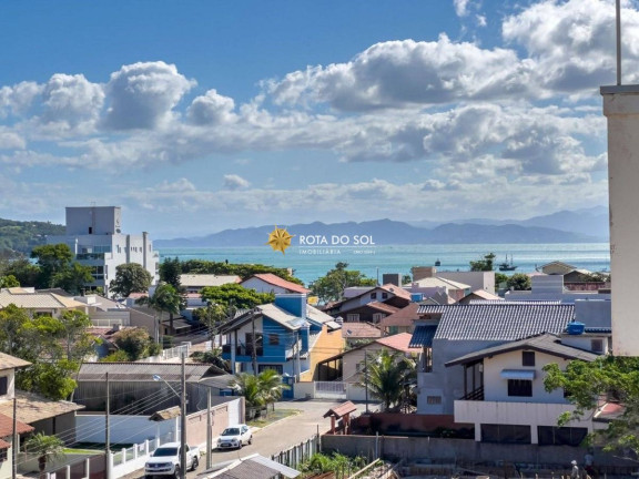 Imagem Cobertura com 3 Quartos à Venda, 135 m² em Canto Grande - Bombinhas Imagem Cobertura com 3 Quartos à Venda, 135 m² em Canto Grande - Bombinhas
