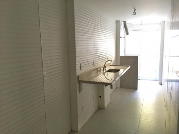 Imagem Apartamento com 3 Quartos à Venda, 179 m² em Lagoa - Rio De Janeiro Imagem Apartamento com 3 Quartos à Venda, 179 m² em Lagoa - Rio De Janeiro