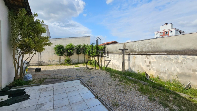 Imagem Casa com 2 Quartos à Venda, 120 m² em Dom Joaquim - Brusque Imagem Casa com 2 Quartos à Venda, 120 m² em Dom Joaquim - Brusque