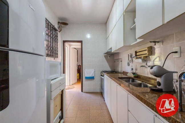 Imagem Casa com 5 Quartos à Venda, 337 m² em Rio Branco - Porto Alegre Imagem Casa com 5 Quartos à Venda, 337 m² em Rio Branco - Porto Alegre