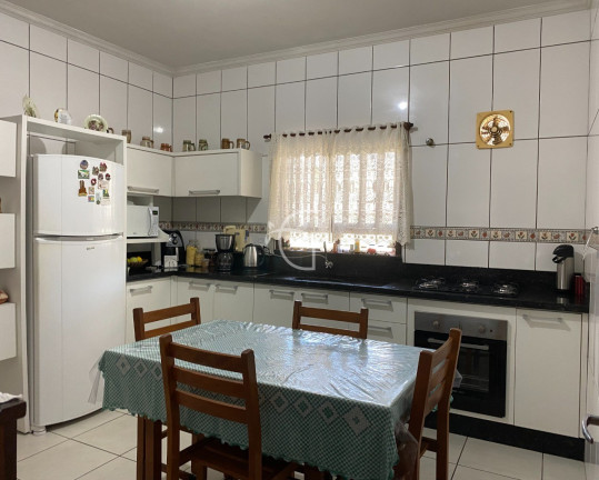 Imagem Casa com 5 Quartos à Venda, 196 m² em Anita Garibaldi - Joinville