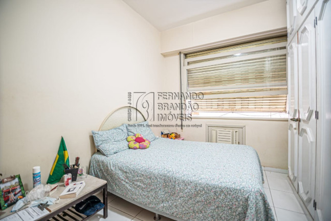 Imagem Imóvel com 3 Quartos à Venda, 186 m² em Copacabana - Rio De Janeiro Imagem Imóvel com 3 Quartos à Venda, 186 m² em Copacabana - Rio De Janeiro