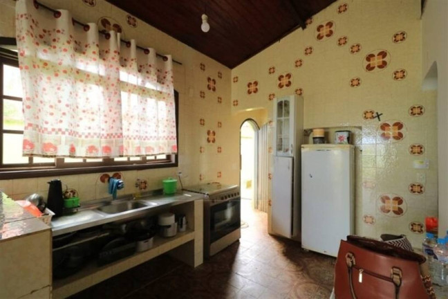 Imagem Casa com 3 Quartos à Venda, 220 m² em Belmira Novaes - Peruibe Imagem Casa com 3 Quartos à Venda, 220 m² em Belmira Novaes - Peruibe