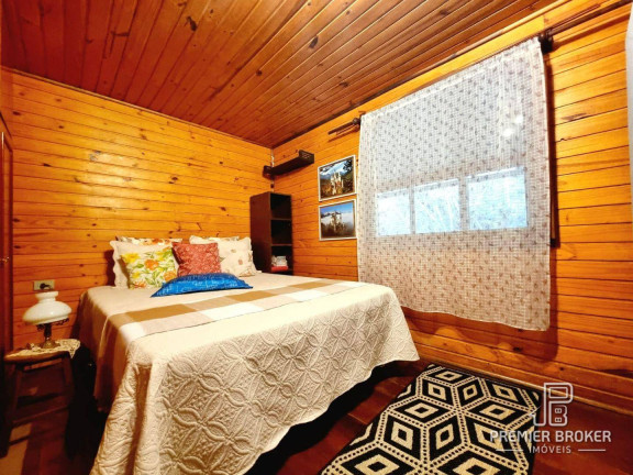 Imagem Casa com 4 Quartos à Venda, 300 m² em Albuquerque - Teresópolis Imagem Casa com 4 Quartos à Venda, 300 m² em Albuquerque - Teresópolis