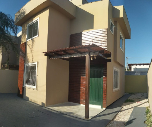 Casa com 3 Quartos à Venda, 100 m² em Campeche - Florianópolis