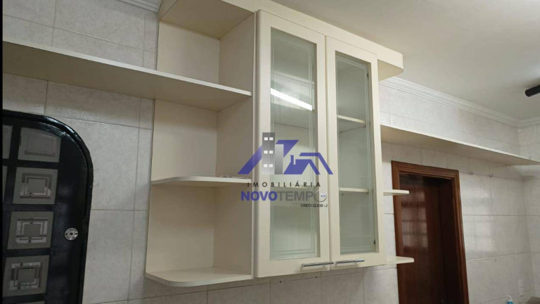 Imagem Casa com 3 Quartos à Venda, 210 m² em Dona Amélia - Araçatuba Imagem Casa com 3 Quartos à Venda, 210 m² em Dona Amélia - Araçatuba