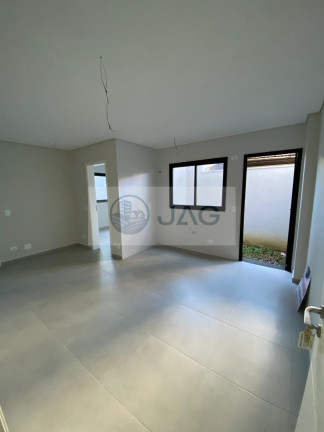 Imagem Imóvel com 1 Quarto à Venda, 38 m² em Capão Da Imbuia - Curitiba Imagem Imóvel com 1 Quarto à Venda, 38 m² em Capão Da Imbuia - Curitiba