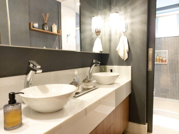 Imagem Apartamento com 4 Quartos à Venda, 220 m² em Icaraí - Niterói Imagem Apartamento com 4 Quartos à Venda, 220 m² em Icaraí - Niterói