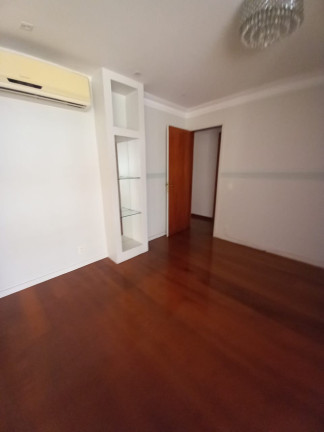 Imagem Imóvel com 3 Quartos à Venda, 110 m² em Icaraí - Niterói Imagem Imóvel com 3 Quartos à Venda, 110 m² em Icaraí - Niterói