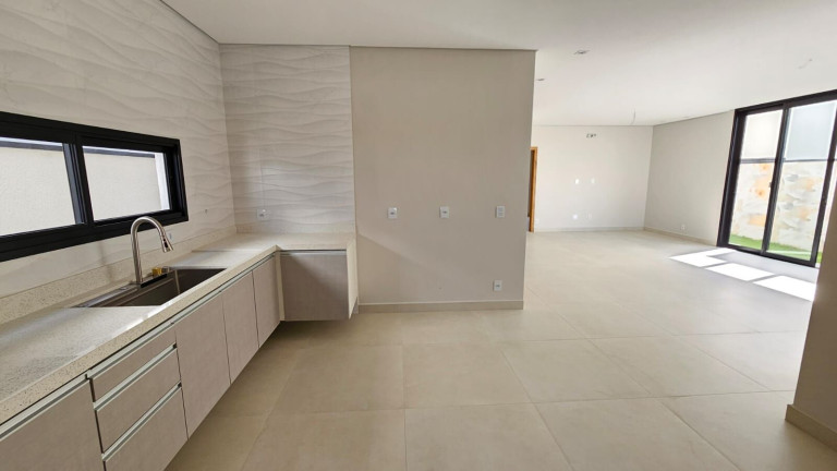 Imagem Sobrado com 4 Quartos à Venda, 245 m² em Cézar De Souza - Mogi Das Cruzes Imagem Sobrado com 4 Quartos à Venda, 245 m² em Cézar De Souza - Mogi Das Cruzes