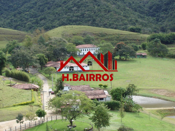 Imagem Chácara com 5 Quartos à Venda, 1 m² em Vila Alves - Guaratinguetá