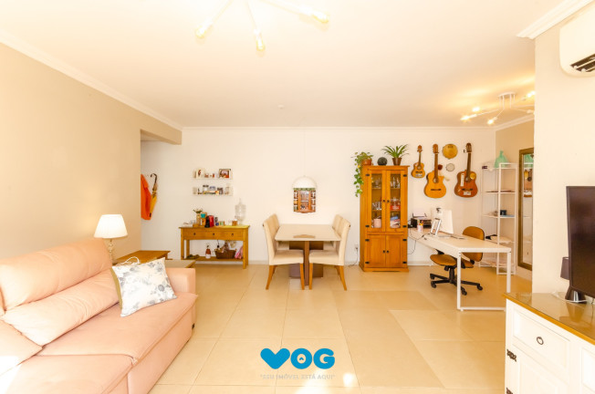 Imagem Imóvel com 3 Quartos à Venda, 127 m² em Petrópolis - Porto Alegre Imagem Imóvel com 3 Quartos à Venda, 127 m² em Petrópolis - Porto Alegre