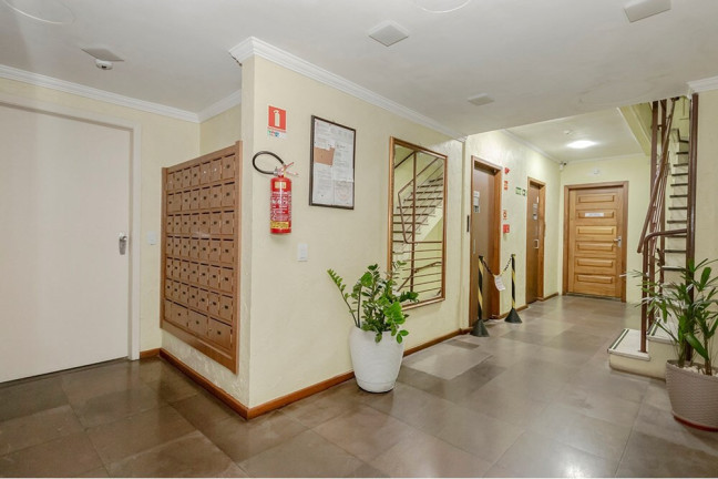 Imagem Apartamento com 3 Quartos à Venda, 100 m² em Menino Deus - Porto Alegre Imagem Apartamento com 3 Quartos à Venda, 100 m² em Menino Deus - Porto Alegre