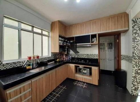 Imagem Casa com 4 Quartos à Venda, 300 m² em Europa - Contagem Imagem Casa com 4 Quartos à Venda, 300 m² em Europa - Contagem