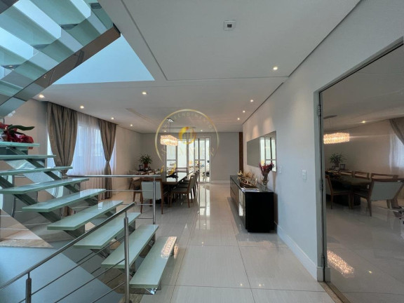 Imagem Casa com 3 Quartos à Venda, 320 m² em Jardim Das Cerejeiras - Arujá Imagem Casa com 3 Quartos à Venda, 320 m² em Jardim Das Cerejeiras - Arujá
