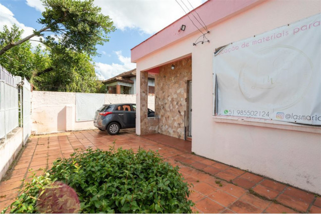 Imagem Casa com 3 Quartos à Venda, em Sarandi - Porto Alegre Imagem Casa com 3 Quartos à Venda, em Sarandi - Porto Alegre