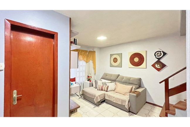 Imagem Casa com 3 Quartos à Venda, 97 m² em Tristeza - Porto Alegre Imagem Casa com 3 Quartos à Venda, 97 m² em Tristeza - Porto Alegre