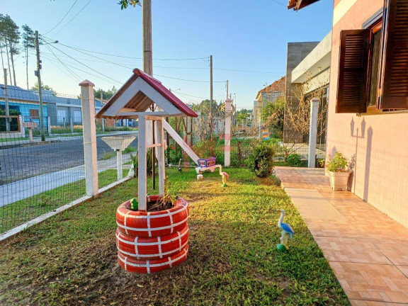 Imagem Casa com 3 Quartos à Venda, em Capão Da Canoa Imagem Casa com 3 Quartos à Venda, em Capão Da Canoa