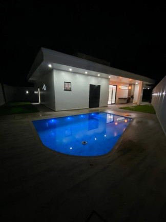 Imóvel com 3 Quartos à Venda, 300 m² em Ponta Negra - Manaus