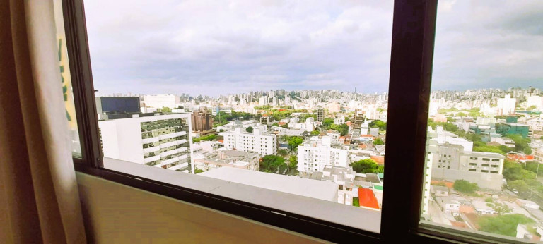 Imagem Apartamento com 2 Quartos à Venda, 54 m² em Santana - Porto Alegre Imagem Apartamento com 2 Quartos à Venda, 54 m² em Santana - Porto Alegre