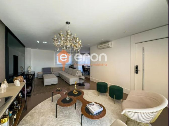 Imagem Apartamento com 4 Quartos à Venda, 477 m²