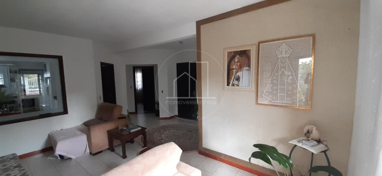 Imagem Casa com 4 Quartos à Venda, 200 m² em São João Do Rio Vermelho - Florianópolis Imagem Casa com 4 Quartos à Venda, 200 m² em São João Do Rio Vermelho - Florianópolis