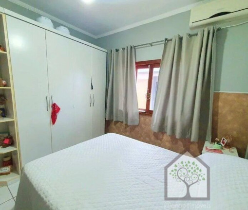 Imagem Casa com 4 Quartos à Venda, 370 m² em Carianos - Florianópolis Imagem Casa com 4 Quartos à Venda, 370 m² em Carianos - Florianópolis