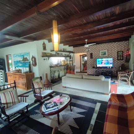 Imagem Casa com 4 Quartos à Venda, 320 m² em Monte Oliveti - Guapimirim Imagem Casa com 4 Quartos à Venda, 320 m² em Monte Oliveti - Guapimirim