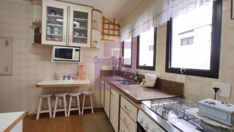 Imagem Apartamento com 3 Quartos à Venda, 145 m² em Enseada - Guarujá
