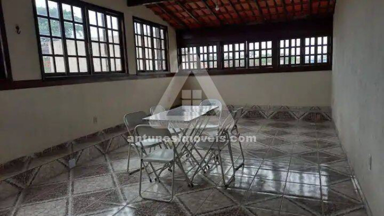 Imagem Casa com 2 Quartos à Venda, 160 m² em Jardim Excelsior - Cabo Frio Imagem Casa com 2 Quartos à Venda, 160 m² em Jardim Excelsior - Cabo Frio
