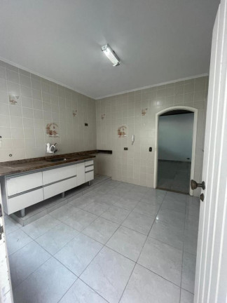 Imagem Casa com 6 Quartos à Venda, 310 m² em Dos Casa - São Bernardo Do Campo Imagem Casa com 6 Quartos à Venda, 310 m² em Dos Casa - São Bernardo Do Campo