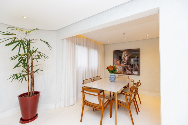 Imagem Imóvel com 4 Quartos à Venda, 197 m² em Itaim Bibi - São Paulo
