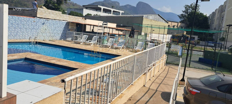 Imagem Apartamento com 3 Quartos à Venda, 60 m² em Taquara - Rio De Janeiro