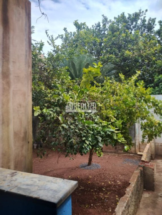 Imagem Casa com 3 Quartos à Venda, 182 m² em Santa Maria - Uberaba Imagem Casa com 3 Quartos à Venda, 182 m² em Santa Maria - Uberaba
