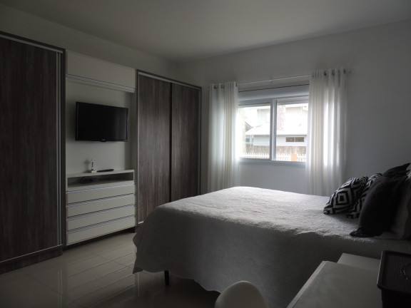 Imagem Casa com 3 Quartos à Venda, 127 m² em Areias De Palhocinha - Garopaba Imagem Casa com 3 Quartos à Venda, 127 m² em Areias De Palhocinha - Garopaba